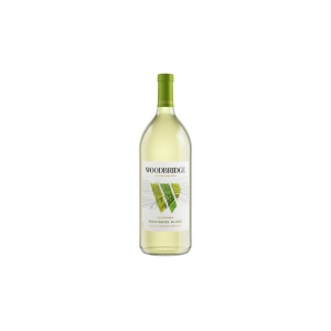 Woodbridge Sauvignon Blanc Bottle California (1.5 L)
